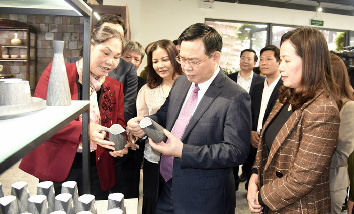 Dau an dac biet trong linh vuc kinh te cua Chu tich Quoc hoi Vuong Dinh Hue-Hinh-3