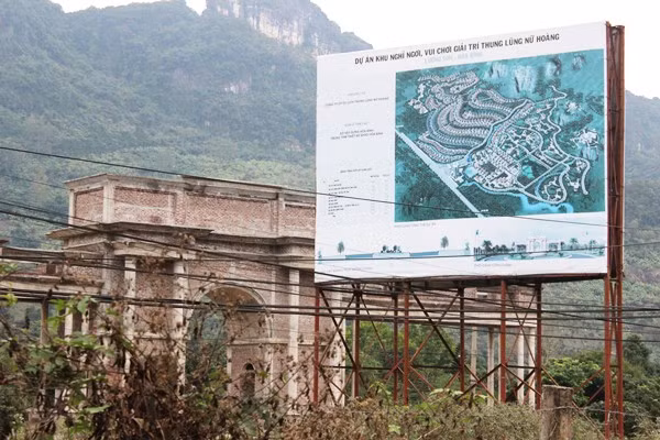 KDL sinh thai Ho Ngoc, thung lung Nu Hoang “rua bo“… lot tam ngam “thanh tra”