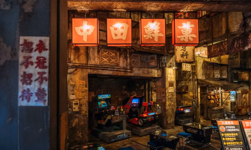 Các thiết bị trò chơi điện tử trong trung tâm game đặc biệt này.