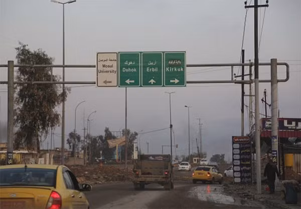 Người dân Iraq bắt đầu trở về nhà ở Đông Mosul sau khi khu vực này được giải phóng hoàn toàn từ tay phiến quân IS.