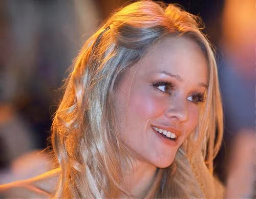 Liza Berggren từng là đại diện của Thụy Điển tham dự cuộc thi Hoa hậu Thế giới năm 2005 được tổ chức tại Trung Quốc. Sau cuộc thi này, Breggren quyết định theo đuổi sự nghiệp người mẫu thời trang. Hiện tại, cô là một trong những người mẫu thành công nhất. Ảnh: Flickr.