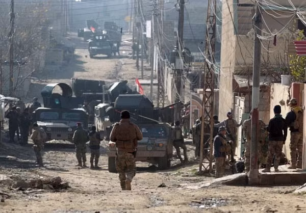 Hãng Fars (Iran) đưa tin ngày 3/1, đặc nhiệm Iraq đã giành lại quyền kiểm soát khu Al-Intisar ở Đông Mosul từ tay nhóm khủng bố IS.