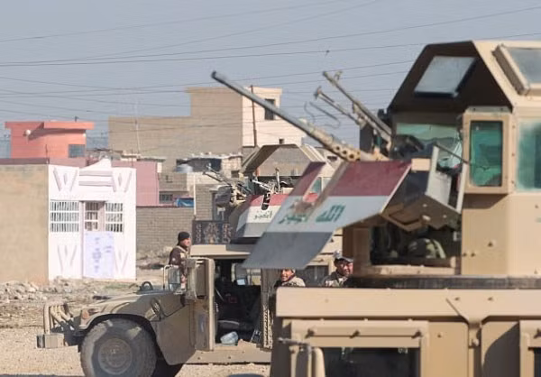 Hinh anh quan doi Iraq mo mat tran moi danh IS o Mosul-Hinh-8