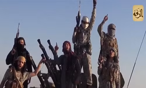 Phien quan IS tan cong du doi quan doi Syria o Deir ez-Zor