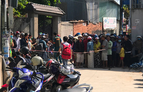 Người dân bàng hoàng trước sự ra tay tàn độc của nghi phạm.