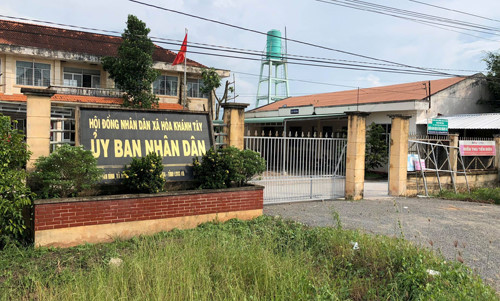 La lung viec chuyen cong tac Truong Cong an xa bi to “doi 300 trieu lam CMND”