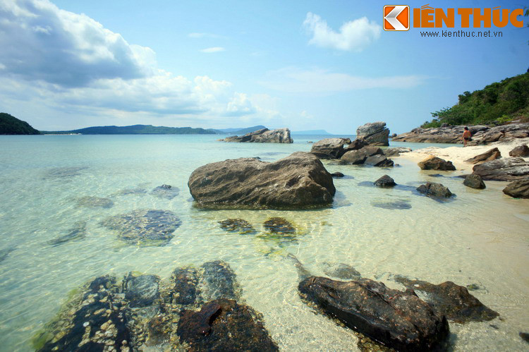 Bốn năm sau, khi một lần nữa bị dồn vào bước đường cùng, Nguyễn Ánh lại tiếp tục chạy trốn ra Phú Quốc. Sau khi ổn định lại lực lượng, ông để lại vợ con trên đảo và trở lại đất liền đương đầu với quân Tây Sơn.