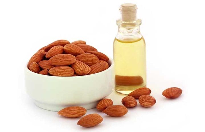 Xóa nếp nhăn:Gói mặt nạ gồm dầu hạnh nhân, hạt lựu và bột gạo làm giảm các dấu hiệu lão hóa và cực kỳ có lợi cho những người có làn da hỗn hợp.