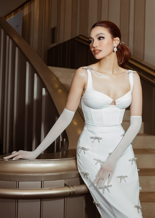 Bên cạnh tổ ấm hạnh phúc, Lan Khuê còn có sự nghiệp ngày càng thăng hoa. Đầu năm 2023, cô làm CEO khu vực phía Nam của Công ty Cổ phần Thương mại Hoa hậu Hoàn vũ Việt Nam. Ảnh: FBNV.