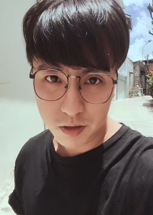 Bị tố quỵt tiền, ông bầu Tăng Nhật Tuệ chưa có phản hồi. Ảnh: FBNV.