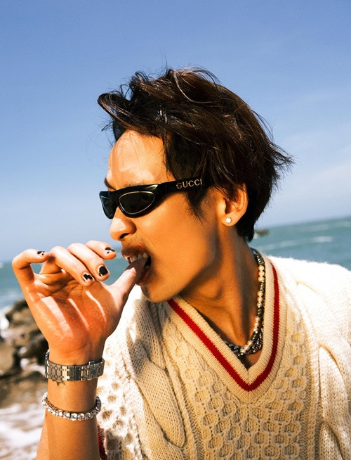 Trong một cuộc phỏng vấn, Tuấn Trần cho biết, sau phim Bố già, cát-sê của anh tăng nhưng nam diễn viên không tiết lộ tăng bao nhiêu.