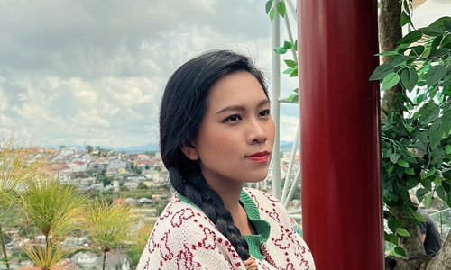 Hong Phuong sut can giua on ao voi con gai NSUT Vu Linh