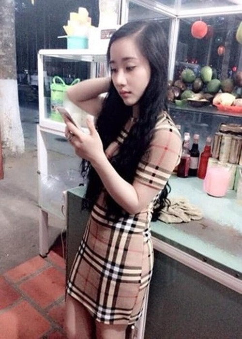 Ngày còn chưa lập gia đình, Quỳnh Quỳnh gợi cảm, trẻ trung không kém hot girl.