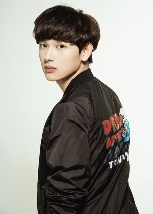 Chan dung bon dien vien moi dong “Squid Game” mua 2