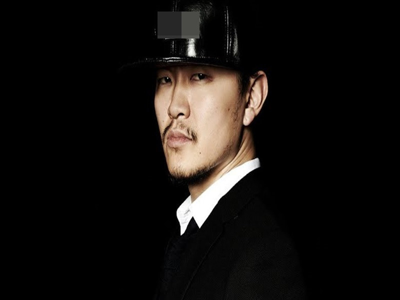 Yang Dong Geun cũng góp mặt trong phần 2 của Trò chơi con mực. Anh từng đóng Cô dâu thủy thần, Yêu khẩn cấp. Ảnh: Koreaboo.