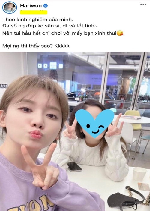 Ngoài nói sai tiếng Việt, Hari Won còn vướng ồn ào phát ngôn. Tháng 2 vừa qua, bà xã Trấn Thành đăng tải ảnh chụp cùng bạn và viết: “Theo kinh nghiệm của mình, đa số người đẹp không sân si, dễ thương và tốt tính. Nên mình hầu hết chỉ chơi với mấy bạn xinh thôi”. Ảnh: FBNV.