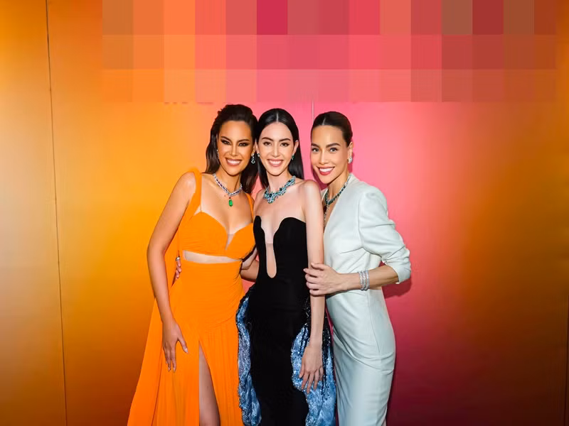 Hồ Ngọc Hà sang chảnh, gợi cảm không kém cạnh Catriona Gray và Mai Davika.