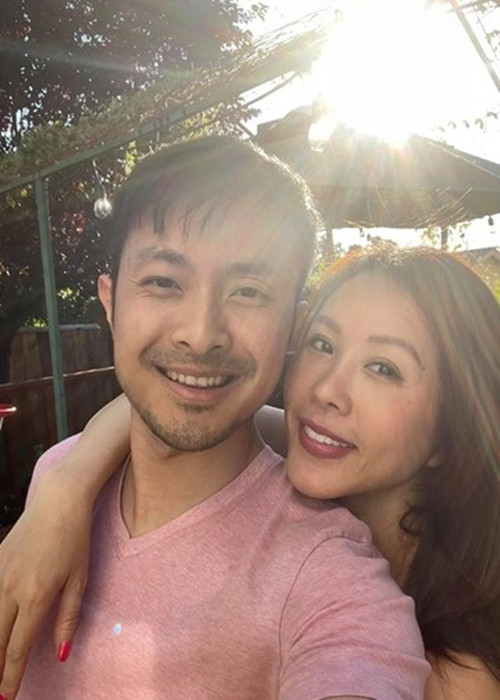 Hoa hậu Thu Hoài hơn doanh nhân Trí Tống 10 tuổi. Cặp đôi kết hôn vào năm 2021. Ảnh: FBNV