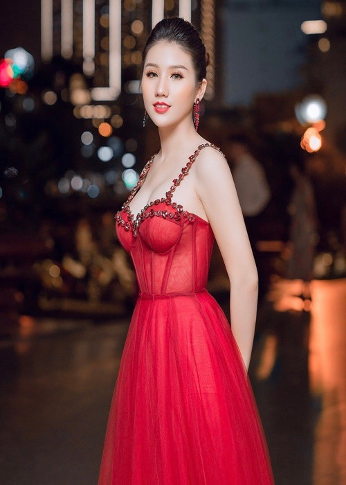 Tháng 3/2022, Á hậu Bảo Như chia sẻ, cô bị trộm đột nhập vào nhà lấy hết tài sản như tiền bạc, đồ trang sức, điện thoại. Người đẹp ước tính tài sản của gia đình bị mất lên tới vài trăm triệu đồng. Ảnh: Dân Việt.