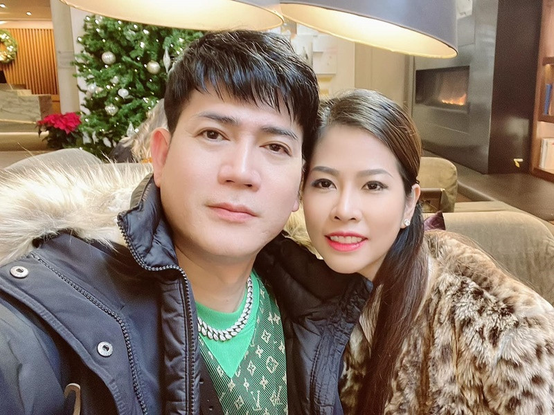 Quách Thành Danh đang có cuộc hôn nhân hạnh phúc. Bà xã của nam ca sĩ là hot girl một thời Bảo Ngọc. Cặp đôi kết hôn năm 2012. Ảnh: FBNV.