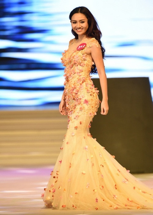 Thời điểm thi Hoa hậu Hoàn vũ Việt Nam 2015, Ngô Trà My sở hữu vòng ba 103cm. Ảnh: Vietnamnet.