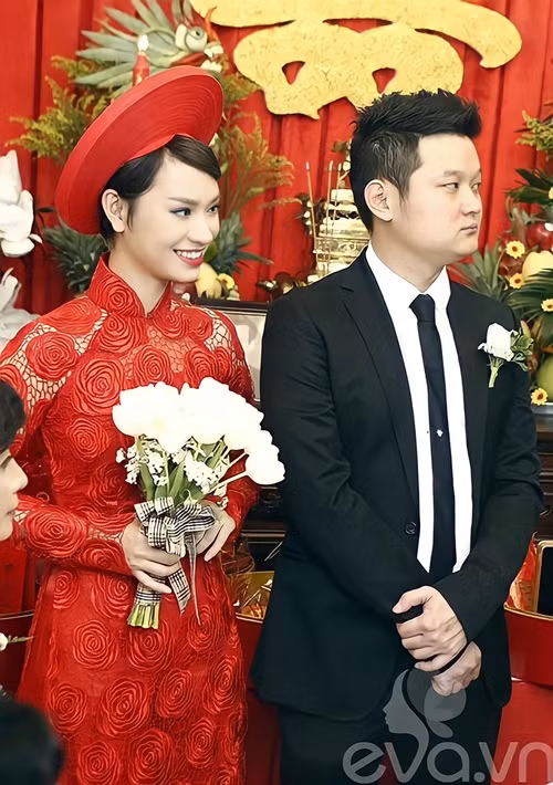 Mới đây, nữ ca sĩ Trà My Idol chia sẻ hình ảnh cưới của cô cách đây 9 năm. Ảnh: FBNV.