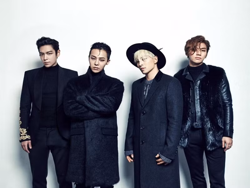 Sau khi T.O.P rời nhóm, Big Bang còn 3 thành viên: G-Dragon, Taeyang và Daesung. Ảnh: VOV.