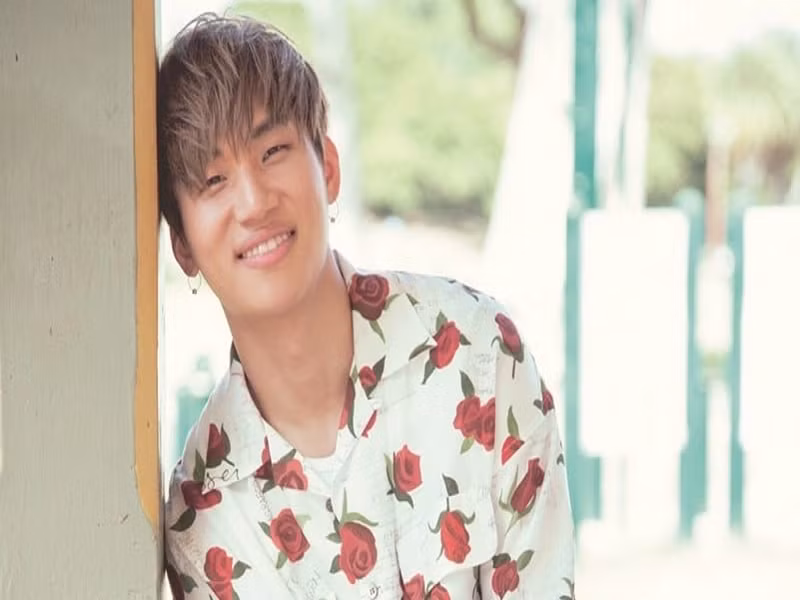 Daesung được mệnh danh là trai ế lâu năm bởi anh không có bạn gái nhiều năm qua. Tháng 2 vừa qua, anh tham gia chương trình Sống thử không kết hôn. Ảnh: Phụ Nữ Việt Nam.