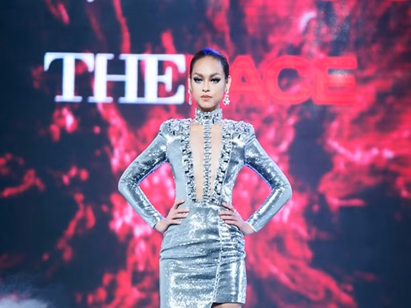 Mai Ngô là thí sinh được khán giả “cứu” để lọt vào top 4 cạnh tranh ngôi vị quán quân The Face Vietnam mùa đầu tiên. Trong đêm chung kết, học trò Lan Khuê giành danh hiệu á quân. Ảnh: Zing.