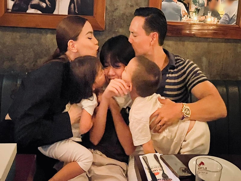 Ho Ngoc Ha - Kim Ly hon Subeo, mung sinh nhat con trai 13 tuoi