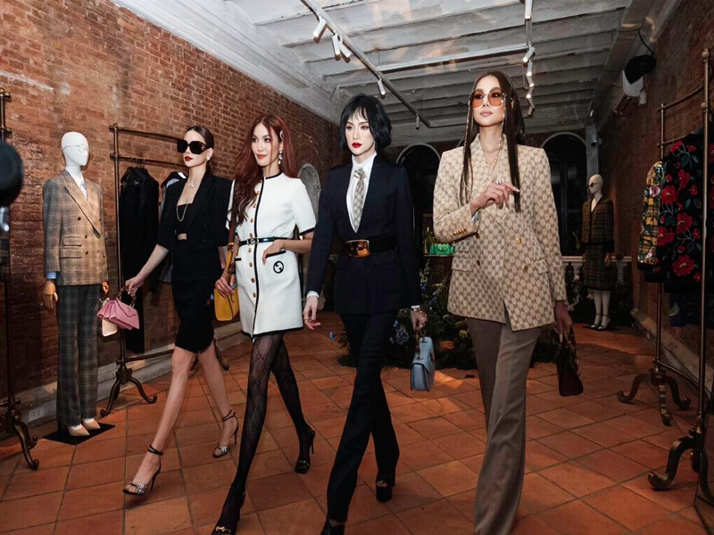 Dàn huấn luyện viên The New Mentor 2023 gồm: Hồ Ngọc Hà, Lan Khuê, Hương Giang Idol và Thanh Hằng.