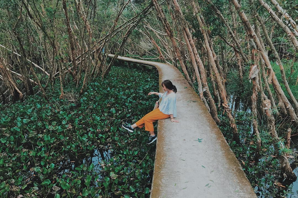 Du lich gan nha: Hanh trinh du lich than thien voi moi truong