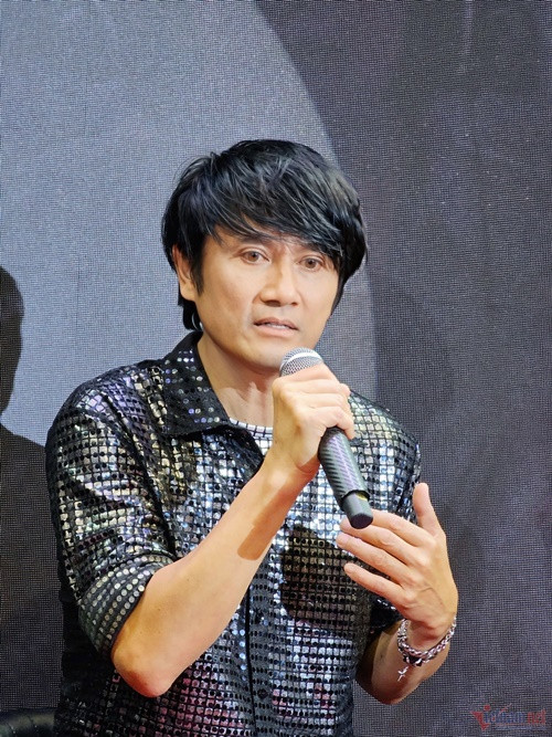 Mới đây, Thái San trở lại showbiz Việt. Anh kết hợp với Phương Thanh thực hiện một MV ca nhạc. Thái San chia sẻ, hiện tại anh tập trung ca hát. Ảnh: Vietnamnet.