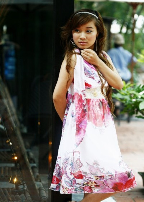 Ngày mới bước chân vào showbiz, nữ diễn viên sở hữu gương mặt bầu bĩnh, nụ cười rạng rỡ cùng vóc dáng khá đầy đặn. Ảnh: FBNV.