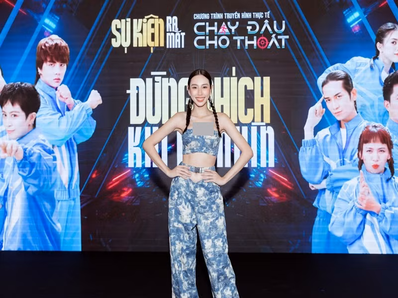 Nàng hậu góp mặt trong gameshow Chạy đâu cho thoát.