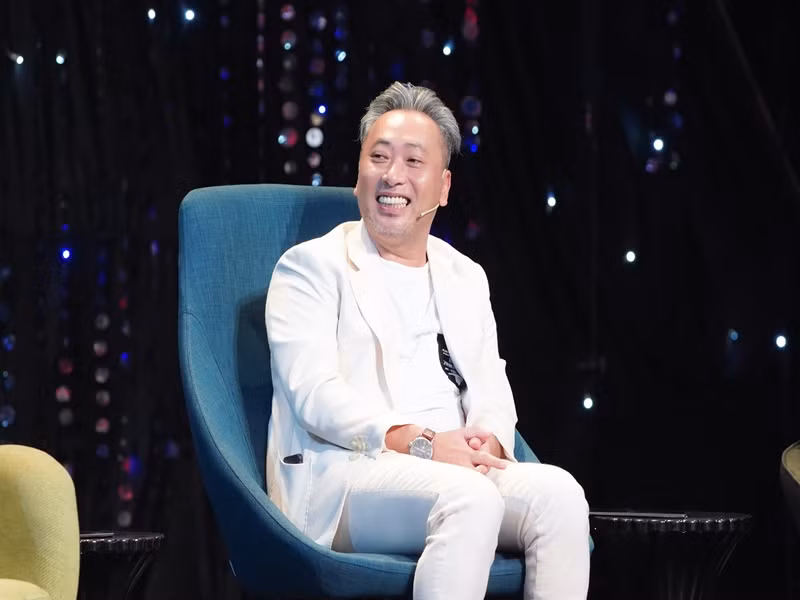 Theo Mốt và Cuộc Sống năm 2014, Quang Dũng chia sẻ, sau 5 cô người yêu cũ có tên bắt đầu bằng chữ T có lẽ anh nên đi tìm một chữ cái khác, chữ T không phải là một chữ cái may mắn với anh. Ảnh: FBNV.