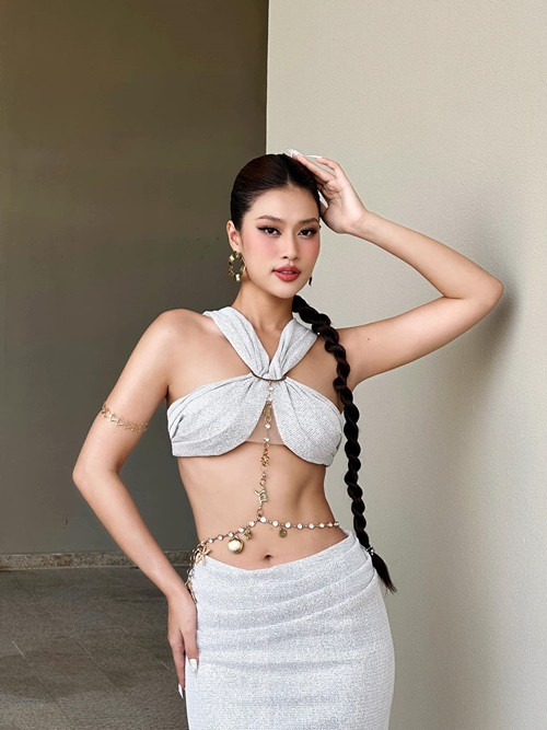 Trong cuộc phỏng vấn với Dân Trí, Thiên Ân nói thêm: “Tôi muốn truyền thông điệp về việc chấm dứt nạn bạo lực ngôn từ và miệt thị ngoại hình. Nếu được nói với mọi người, tôi sẽ nói rằng Thiên Ân là minh chứng cho bạo lực ngôn từ và miệt thị ngoại hình. Ngày hôm nay, tôi đã vượt qua và các bạn cũng nên tin vào chính mình. Hãy cố gắng vì chính bản thân bạn, đừng quan tâm lời người khác. Mỗi người sinh ra chỉ được sống một lần thôi, không nên dành nhiều suy nghĩ, cảm xúc của mình trước lời nói của người khác, để rồi làm tổn thương chính mình”.