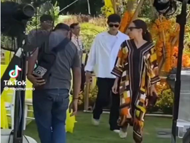 Bà xã Song Joong Ki là diễn viên người Anh Katy Louise Saunders. Tài tử khen người vợ thứ hai có một trái tim nhân hậu, luôn sống hết mình, khôn ngoan. Katy luôn ở bên, ủng hộ, chăm sóc Song Joong Ki. Nhờ vợ, nam tài tử đang trở thành người tốt hơn. Ảnh: Dân Việt.