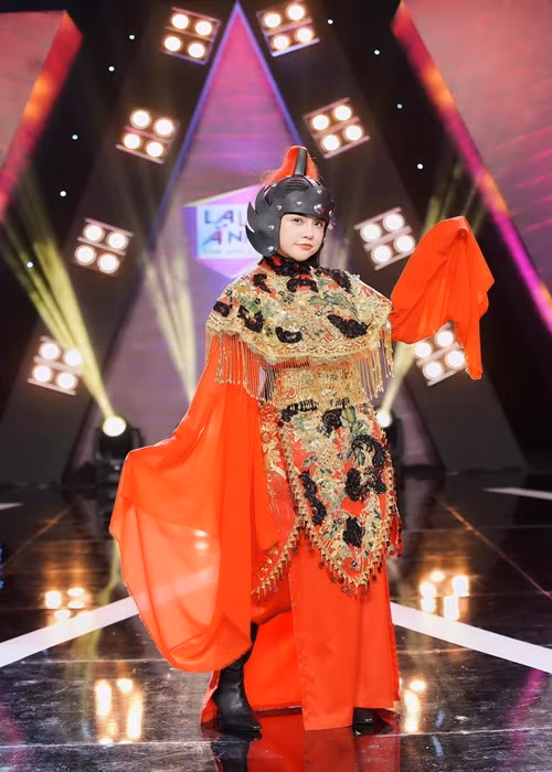 Thái Trinh hiện tại tích cực tham gia gameshow, đi hát. Ảnh: FBNV.