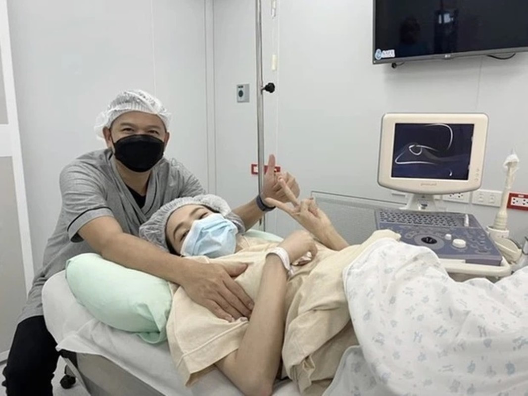 Hạnh phúc thêm viên mãn khi Minh Hằng mang bầu con đầu lòng. Nữ ca sĩ chia sẻ, cô có con bằng việc thụ tinh ống nghiệm. Ảnh: Yan.