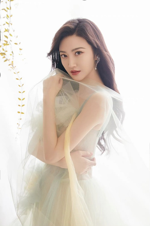 Nguoi noi tieng vi pham quang cao: De nghi phat nang, cam dien-Hinh-2