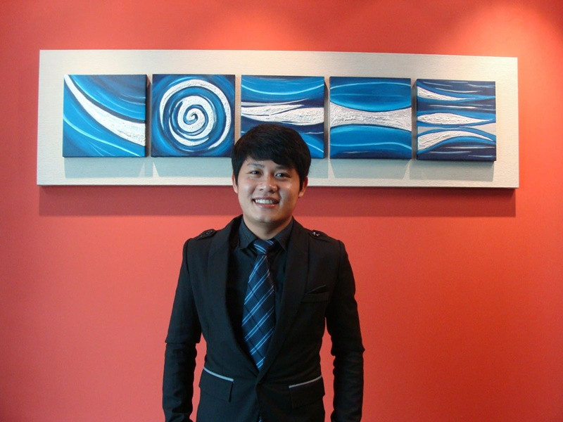 Nhiều bài hát của Nguyễn Văn Chung trở thành hit cho các ca sĩ thể hiện như: Chiếc khăn gió ấm (Khánh Phương), Mùa đông không lạnh (Akira Phan), Em luôn ở trong tâm trí anh (nhóm The Men), Nhật ký của mẹ (Hiền Thục), Vầng trăng khóc (Khánh Ngọc và Nhật Tinh Anh), Bay giữa ngân hà (Nam Cường), Con đường mưa (Cao Thái Sơn).