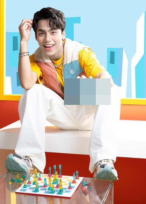 Nam ca sĩ 23 tuổi nhận được nhiều lời mời quảng cáo. Ảnh: FBNV.