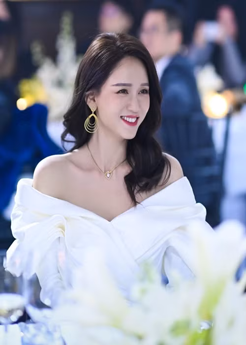 Nhiều năm nay, Trần Kiều Ân được mệnh danh là mỹ nhân không tuổi. Ảnh: Instagram.