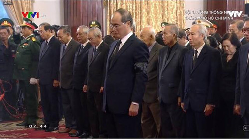 Tinh cam nguoi dan mien Nam tai le Quoc tang nguyen Tong Bi thu Do Muoi