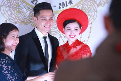 Mặc dù lên quyết định lên xe hoa khá vội vàng nhưng Tâm Tít chia sẻ cô đã sẵn sàng tinh thần cho bước ngoặt mới trong cuộc đời mình, sẵn sàng để chăm sóc gia đình nhỏ bé và đón nhận những điều mới mẻ trong cuộc sống.