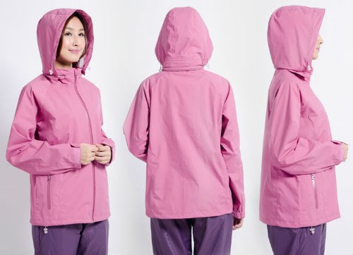 Ngoài chất liệu nỉ, vải, nhiều shop nhập áo chống nắng dạng vải gió, giá bán 600.000 - 700.000 đồng/chiếc. Tuy nhiên, theo anh Thái Minh (chủ cửa hàng quần áo trên phố Trần Nhân Tông - Hà Nội): "Số tiền bỏ ra cho mỗi chiếc áo chống nắng khá đắt, tuy nhiên, khách cần chú ý để không mua hàng trôi nổi, chất liệu không thoáng gió mà gây nóng, giữ mồ hôi rất khó chịu".