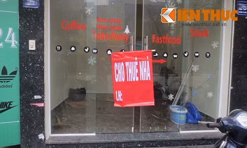 Sau Tet, hang quan Ha Noi dong loat gac kiem-Hinh-2