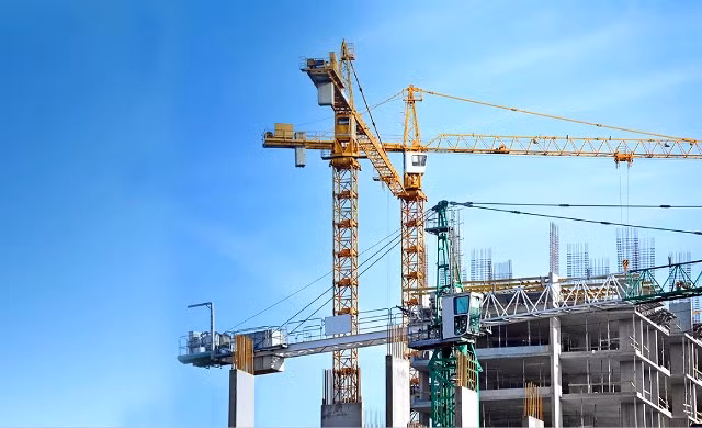  Phát triển ngành Xây dựng theo hướng hiện đại: Phó Thủ tướng Trần Hồng Hà ký Quyết định số 179/QĐ-TTg ngày 16/2/2024 phê duyệt Chiến lược phát triển ngành Xây dựng đến năm 2030, định hướng đến năm 2045. Mục tiêu chung đến năm 2030 đẩy mạnh công tác hoàn thiện hệ thống thể chế, công cụ quản lý, đảm bảo tính đầy đủ, đồng bộ, thống nhất, hiện đại, hội nhập, tạo môi trường thuận lợi, bình đẳng, minh bạch cho các chủ thể tham gia các hoạt động đầu tư xây dựng; thực thi pháp luật hiệu lực, hiệu quả trong các lĩnh vực của ngành Xây dựng.