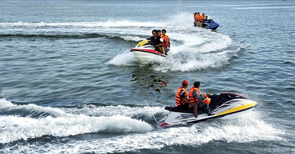  Sửa quy định cơ quan đăng ký phương tiện phục vụ vui chơi giải trí dưới nước: Chính phủ ban hành Nghị định 19/2024/NĐ-CP sửa đổi, bổ sung một số điều của Nghị định số 48/2019/NĐ-CP ngày 05/6/2019 của Chính phủ quy định về quản lý hoạt động của phương tiện phục vụ vui chơi, giải trí dưới nước. Trong đó, Nghị định sửa đổi, bổ sung Điều 19 cơ quan đăng ký phương tiện.